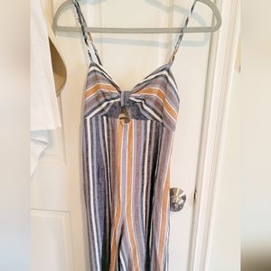 3/$15 Bcbg generation jumpsuit
